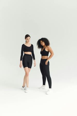 Vital Curve Performance Crop Top — Move